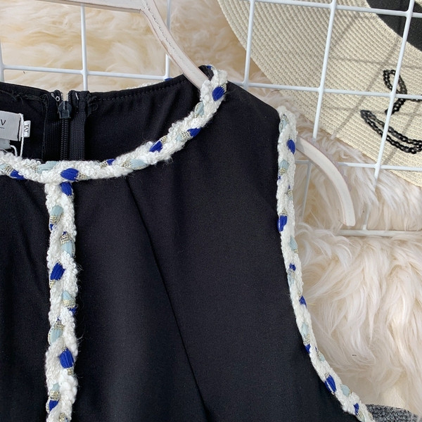 Rochie elegantă de damă, cu decolteu O, în negru și gri