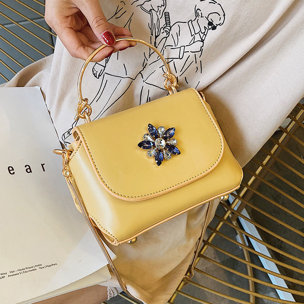 Geanta dama cu decor - pietre colorate