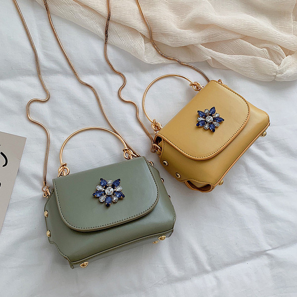 Geanta dama cu decor - pietre colorate