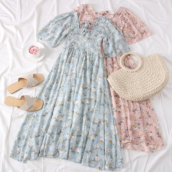 Rochie de dama decupata cu maneci 3/4 si motive florale in mai multe culori