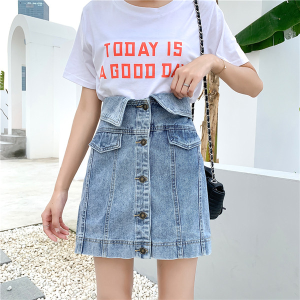 Fusta de dama moderna din denim cu nasturi si buzunar in albastru