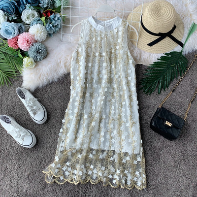 Rochie eleganta de dama cu un element - dantela in mai multe culori