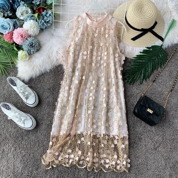 Rochie eleganta de dama cu un element - dantela in mai multe culori