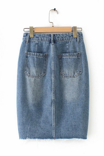 Fusta de dama din denim cu nasturi pe toata lungimea si buzunare
