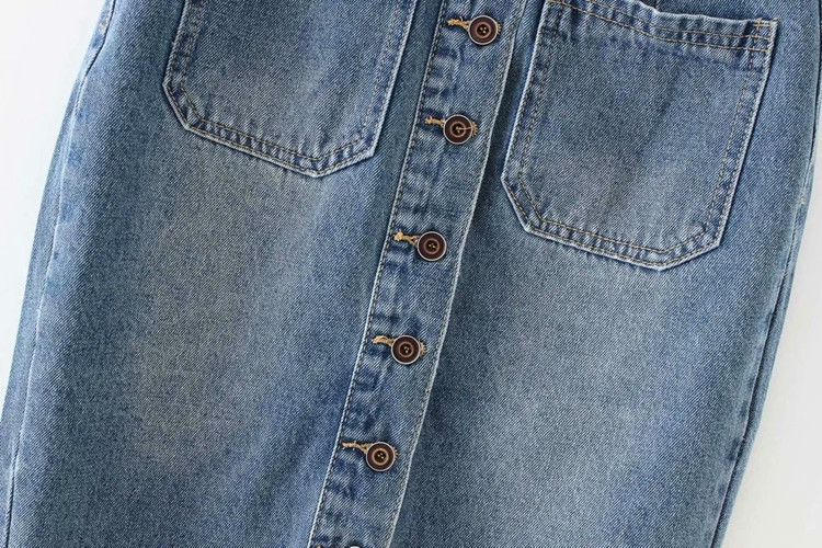 Fusta de dama din denim cu nasturi pe toata lungimea si buzunare