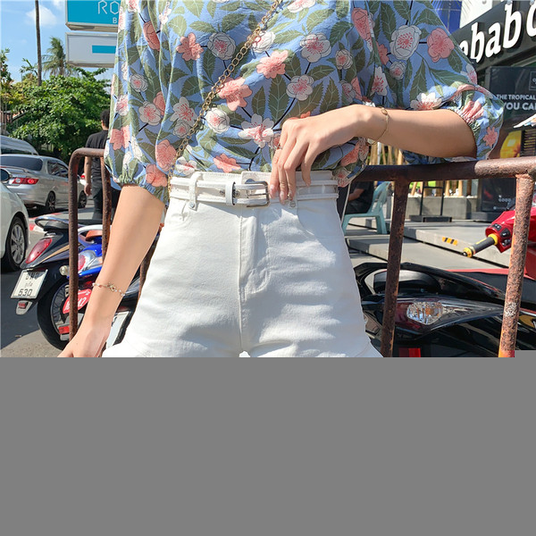 Blugi scurti casual cu centura si talie inalta