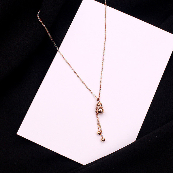 Colier elegant de dama - de culoare aurie