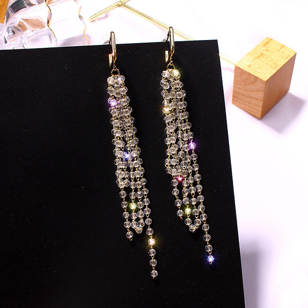 Cercei de dama actuali cu margele