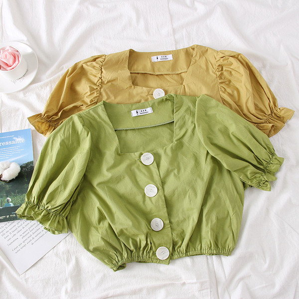 Bluză de damă modernă cu nasturi în alb, verde și maro