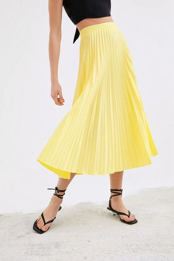 Fusta lungă plisată de damă, de culoare galbenă