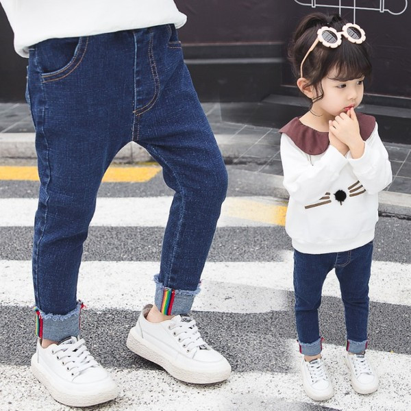 Blugi pentru copii actuali în albastru - pentru fete