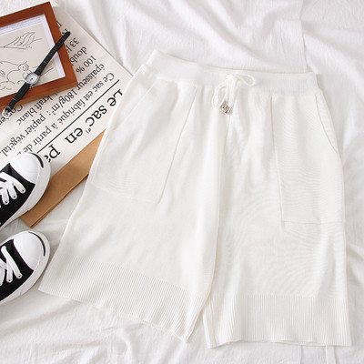 Нов модел къси дамски панталони с джобове в няколко цвята