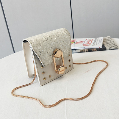 Geanta dama cu decor metalic - doua modele