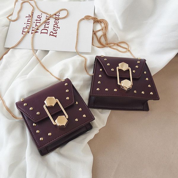 Geanta dama cu decor metalic - doua modele