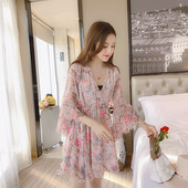 Rochie moderna de dama cu decolteu in V si model floral in trei culori