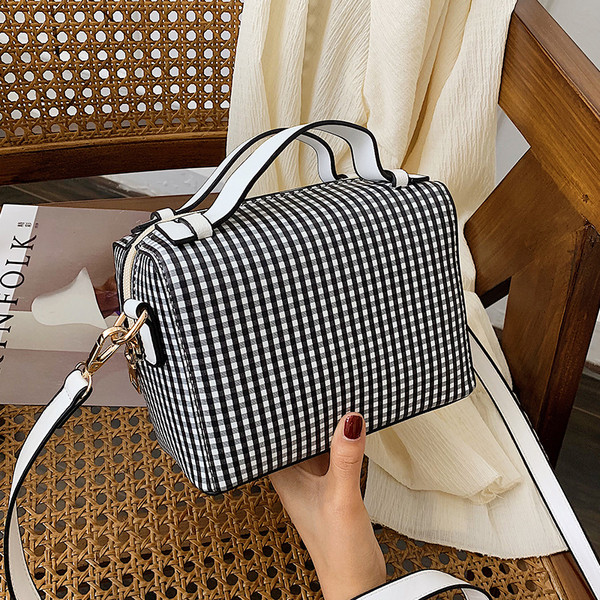 Geanta de dama cu maner lung si scurt in patru culori