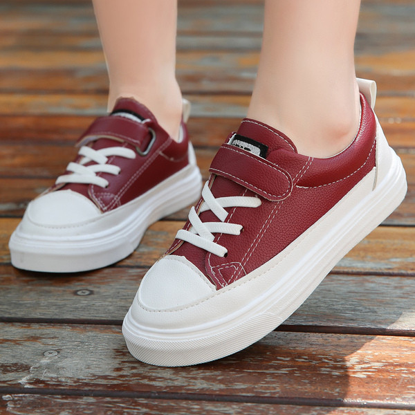 Adidași moderni pentru copii în trei culori - pentru fete