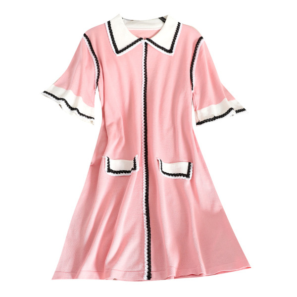 Стилна дамска рокля с яка и къс ръкав в черен и розов цвят