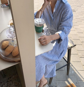 Női csíkos ruha hosszú ujjal - széles modell