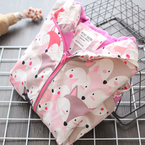 Geaca moderna pentru copii pentru fete cu aplicatie in roz