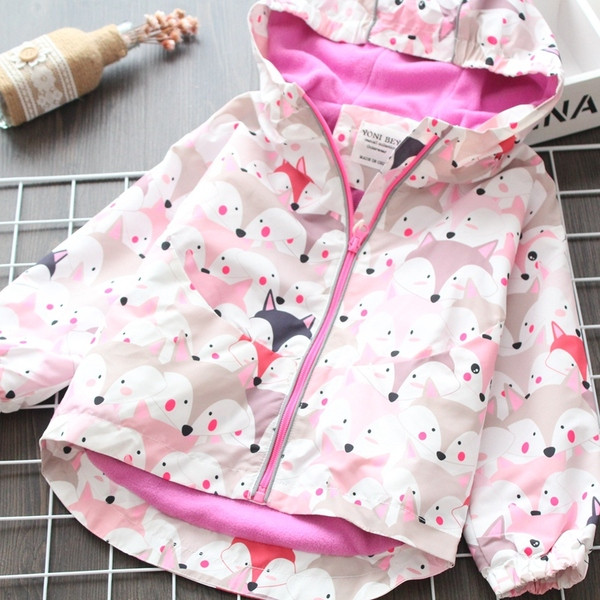 Geaca moderna pentru copii pentru fete cu aplicatie in roz