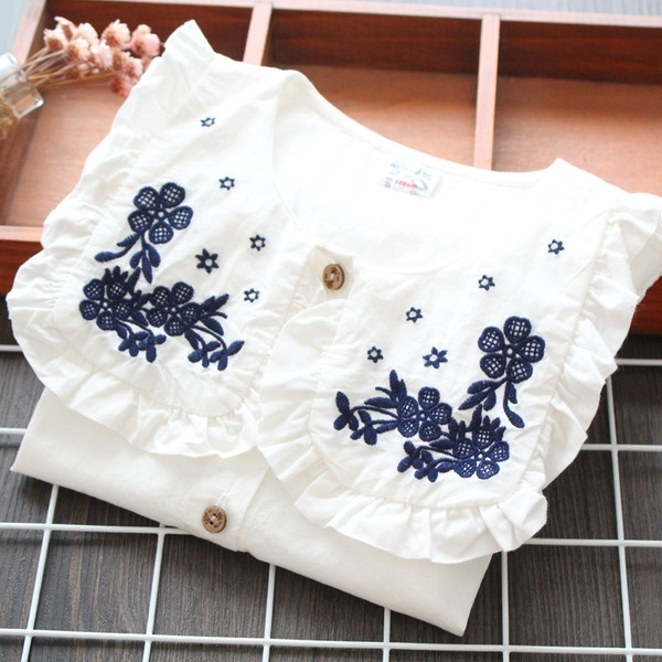 Cămașă pentru copii elegantă pentru fete cu broderie în alb