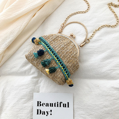 Geanta de dama cu inchidere metalica in doua culori