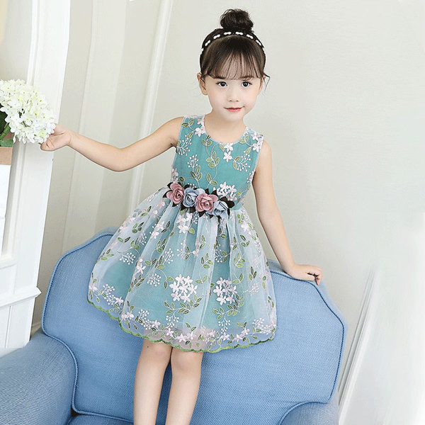 Rochie moderna pentru copii pentru fete cu motive florale in albastru si roz