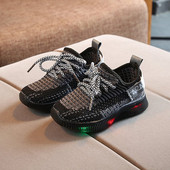 Tenisi actuali pentru copii in trei culori - pentru baieti si fete