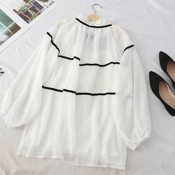 Стилна дамска риза с панделка в черен и бял цвят