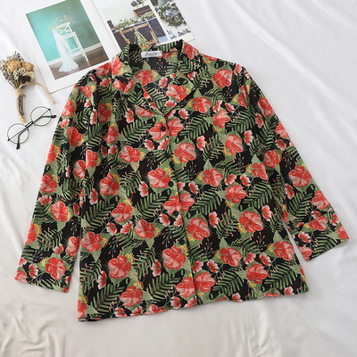 Модерна дамска риза с флорален десен в няколко цвята