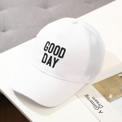 Palarie de dama eleganta cu plasa si broderie in mai multe culori