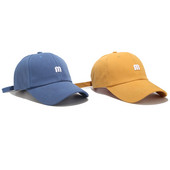 Спортна дамска шапка с козирка в няколко различни цвята 