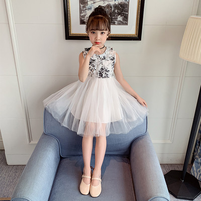 Rochie de copii moderna pentru fete in doua culori cu tul si motive florale