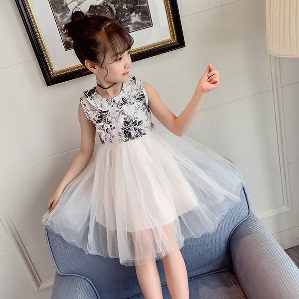 Rochie de copii moderna pentru fete in doua culori cu tul si motive florale