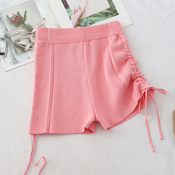 Модени дамски къси панталони с висока талия и връзки в жълт и розов цвят