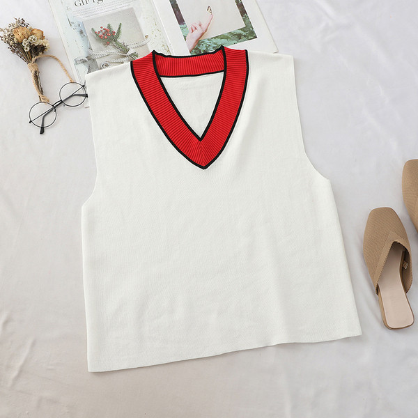 Maieu casual de damă cu decolteu în V în patru culori