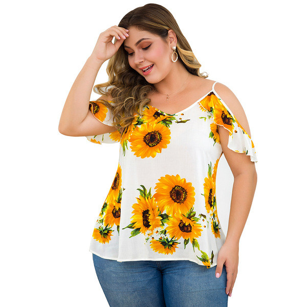 Bluză de damă elegantă, cu decolteu în V și umerii goi, în culoarea albă