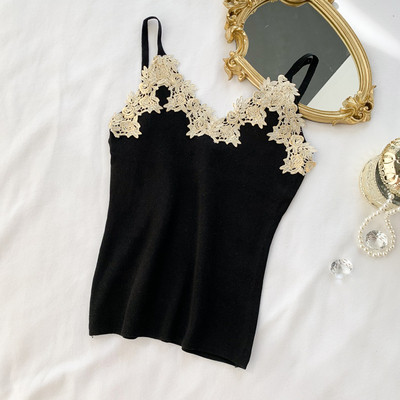 Actual maiou de dama cu bretele subtiri si dantela in mai multe culori