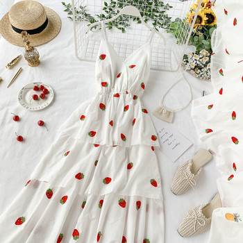 Лятна дамска рокля разкроен модел с тънки презрамки в бял цвят