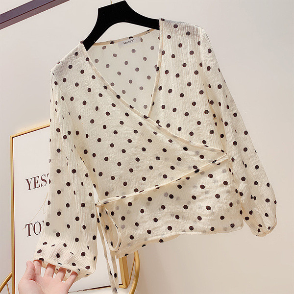 Cămașă de damă cu buline în două culori