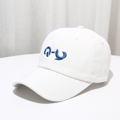 Palarie moderna de dama cu broderie colorata in mai multe culori