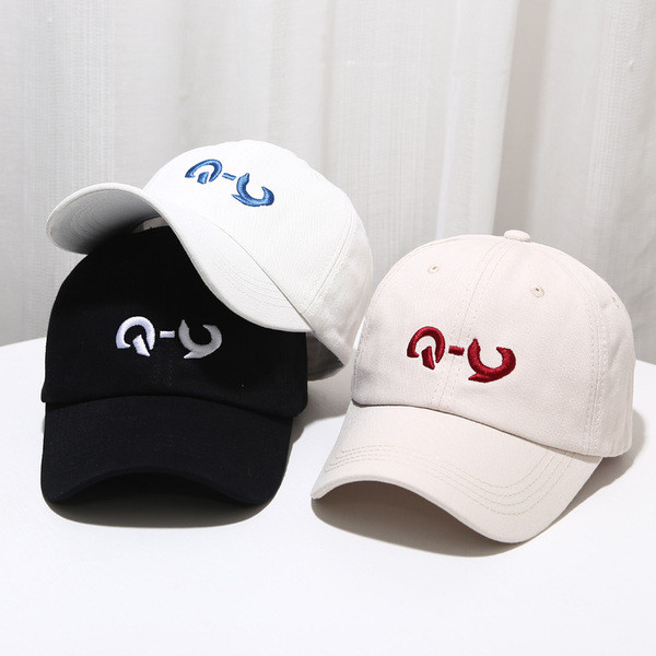 Palarie moderna de dama cu broderie colorata in mai multe culori