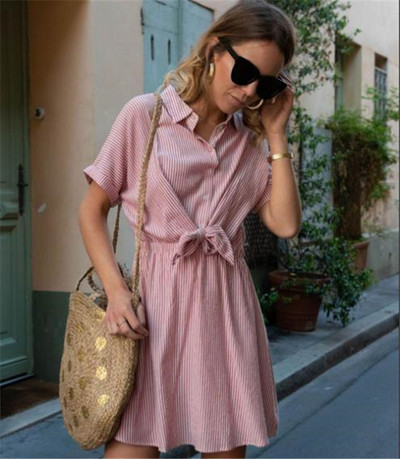 Rochie de dama eleganta cu maneci scurte si guler in doua culori