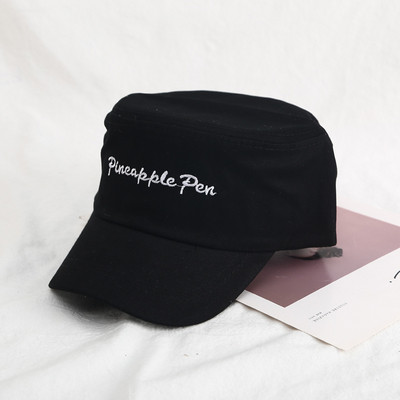 Нов модел дамска шапка с цветна бродерия в няколко цвята 