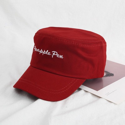 Нов модел дамска шапка с цветна бродерия в няколко цвята 