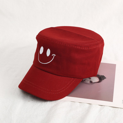 Palarie dama cu broderie in mai multe culori