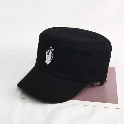 Palarie dama cu broderie in mai multe culori