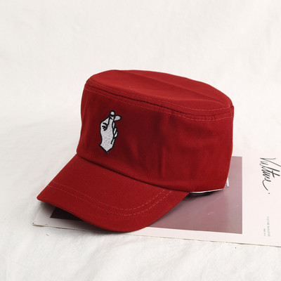 Palarie dama cu broderie in mai multe culori