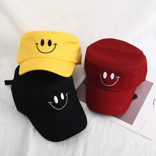 Palarie dama cu broderie in mai multe culori